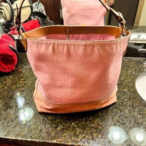 Coach pink bag, used, great condition
